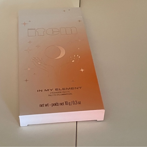 Item Beauty by Allison Rae
In my element eyeshadow Palette - Picture 7 of 8